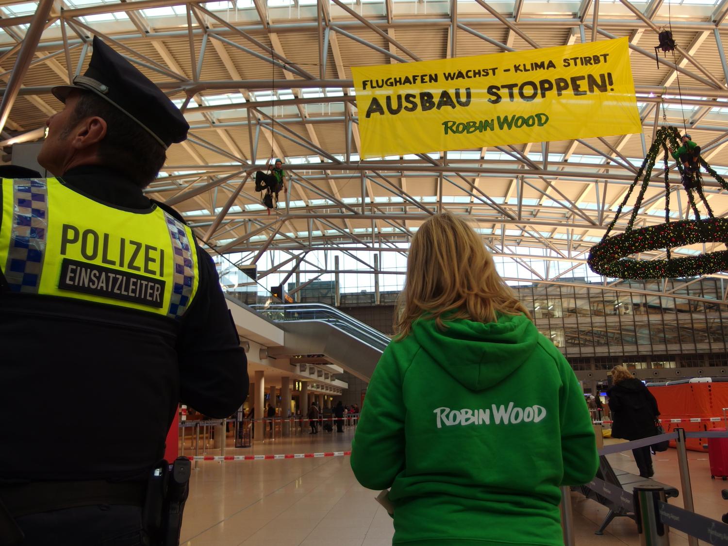 Hamburger Flughafen: Initiativen begrüssen den Protest von ROBIN WOOD